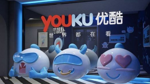 網(wǎng)課開始前播男女接吻廣告？?jī)?yōu)酷映前廣告遭痛批